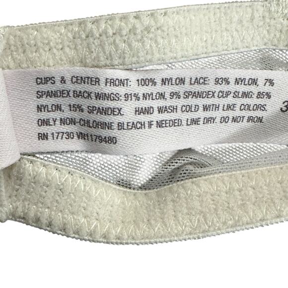 Auden Bra Womens 38B White Sheer Lace Unlined Adjustable Straps Dainty Coquette - Picture 4 of 4